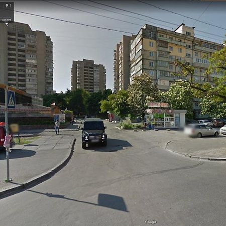 Comfortable Flat Near The Dnieper River In Kiev Ngoại thất bức ảnh